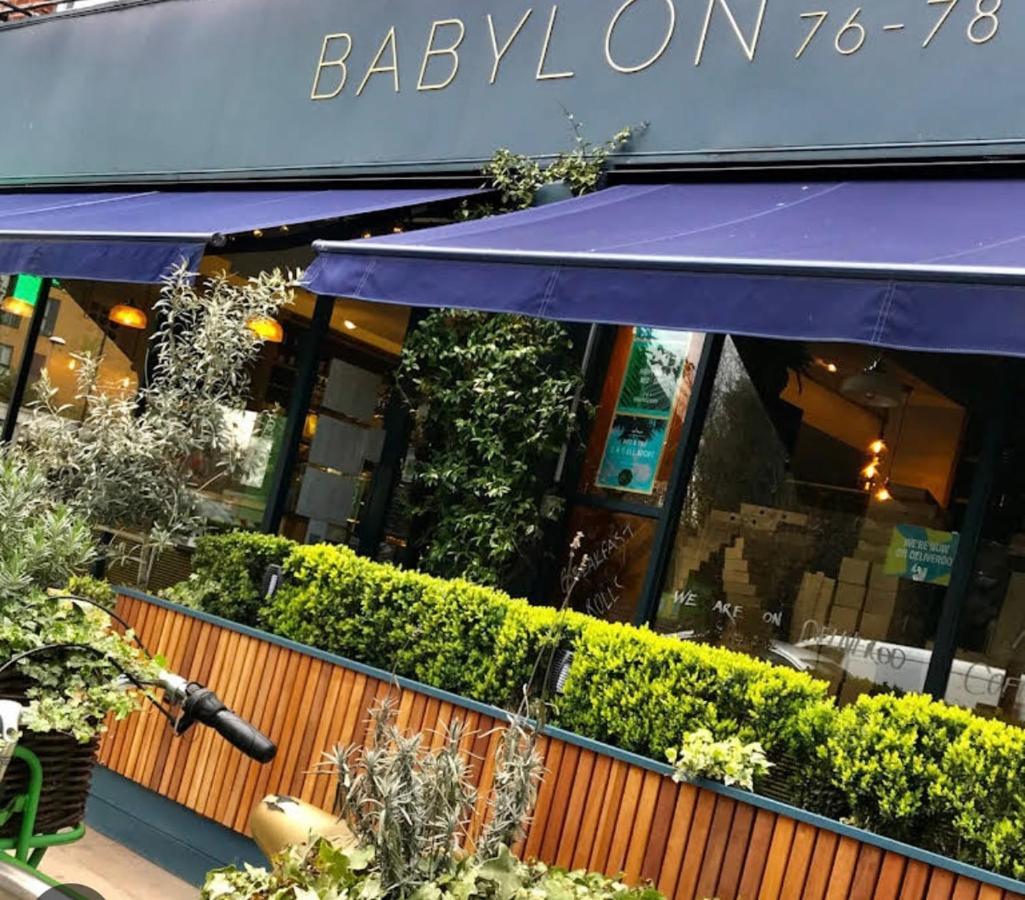 Super Convenient For Central London - Large 2 Double Bed Apartment 30 Seconds Walk To Platform Train Station And 19 Mins To London Waterloo Εξωτερικό φωτογραφία