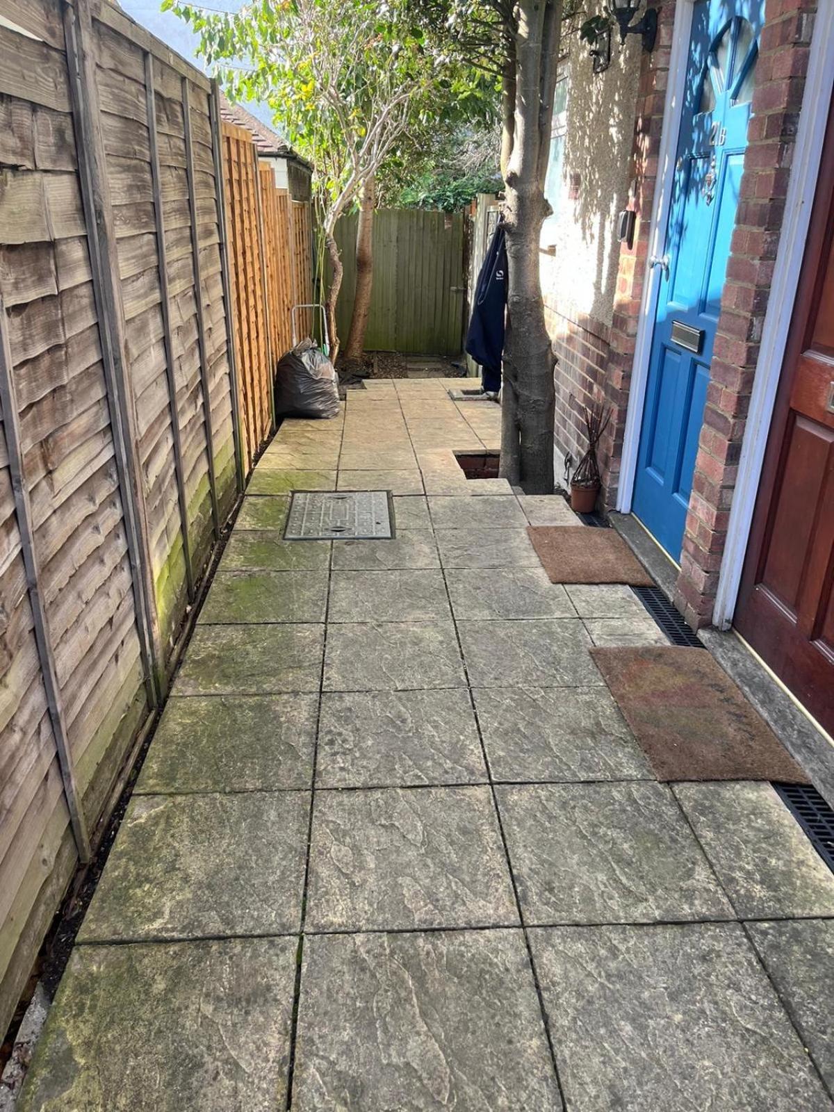 Super Convenient For Central London - Large 2 Double Bed Apartment 30 Seconds Walk To Platform Train Station And 19 Mins To London Waterloo Εξωτερικό φωτογραφία